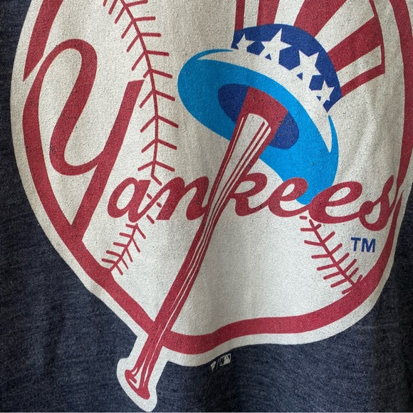 FANATICS • New York Yankees MBL Baseball Tee Shirt size 2XL - Picture 4 of 16
